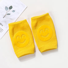 Load image into Gallery viewer, Sock Kneepads for Baby
